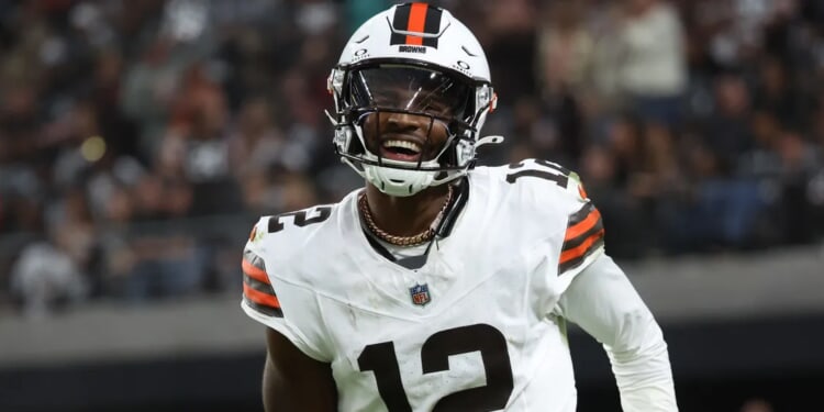 First Career Start For Browns’ Shedeur Sanders Sees Him Make History Not Witnessed In 30 Years