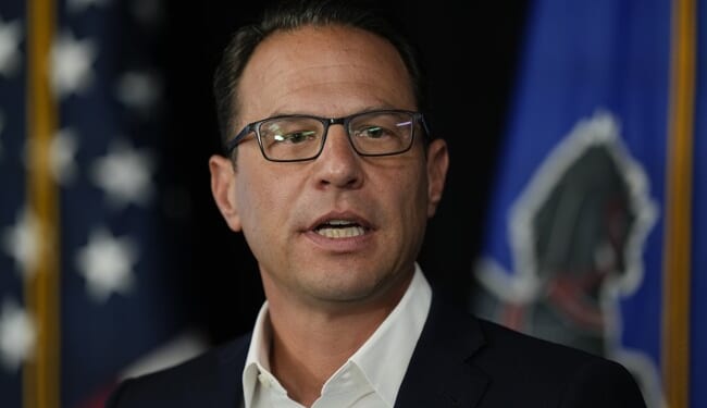 Gov. Josh Shapiro Signs Bill to Protect Against Black Hair Discrimination – Twitchy