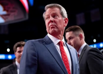 Group Tied To Brian Kemp Makes Bizarre Claim About Republicans Causing Shutdown