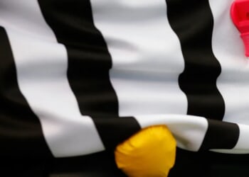 Hot-Headed Referee Snaps While Ejecting Texas High School Football Player In Wacky Scene