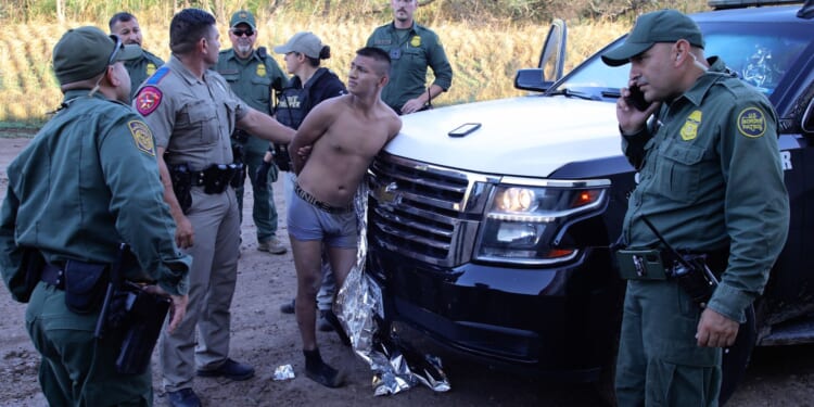 ICE Arrests Nearly 3,600 Criminal Illegal Aliens in One City During Shutdown [WATCH]