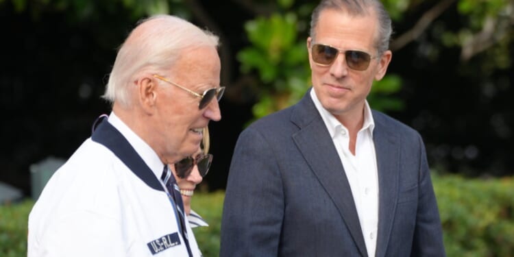 Jennings Takes Swisher to Task on Hunter Biden Laptop Truth [WATCH]