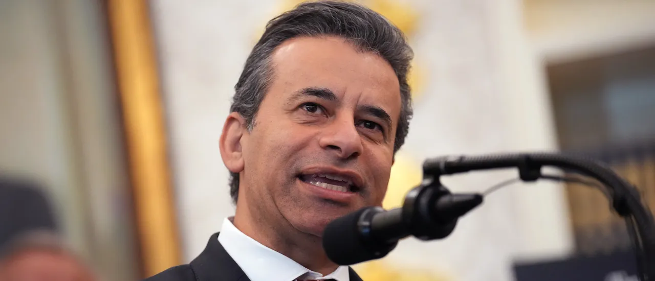 Food and Drug Administration (FDA) Commissioner Marty Makary speaks during an event where President Donald Trump made an announcement on lowering drug prices in the Oval Office at the White House on November 06, 2025 in Washington, DC. Trump announced that his administration has reached agreements with drugmakers Eli Lilly and Novo Nordisk that would lower the price of some GLP-1 weight loss medications. (Photo by Andrew Harnik/Getty Images)