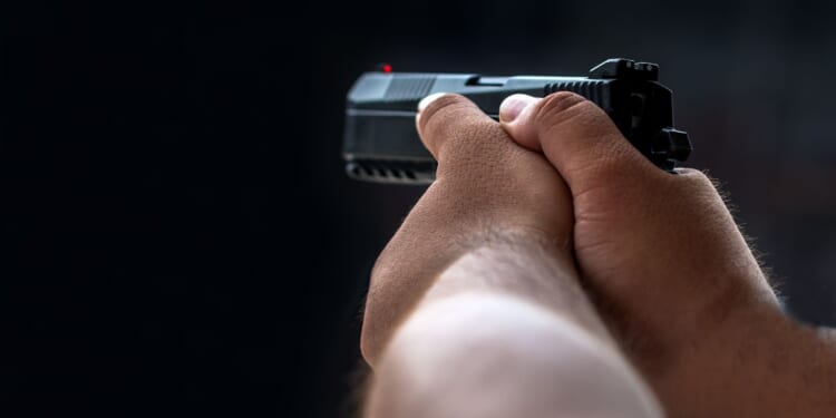 Off-Duty TX Deputy Shoots Suspect Trying to Enter Car With His Baby Inside [WATCH]