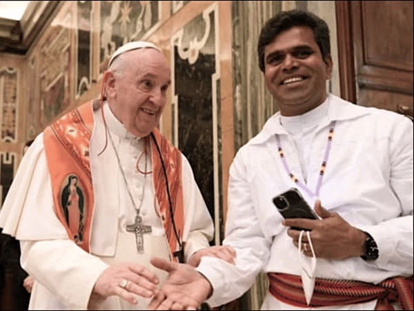 Archbishop-Elect Susai Jesu, OMI, 54, with Pope Francis at Sacred Heart Parish of the First Peoples when the pope visited in 2022. Credit: Archdiocese of Edmonton