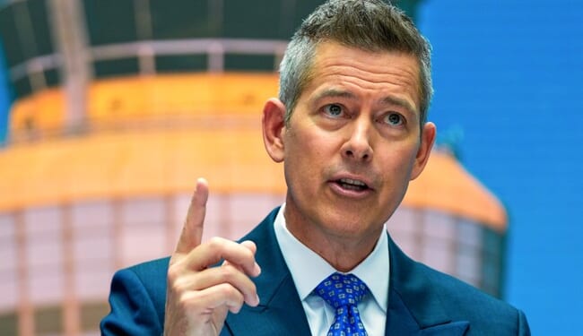 Sean Duffy Revokes 17,000 Commercial Driver's Licenses Illegally Issued by California – Twitchy