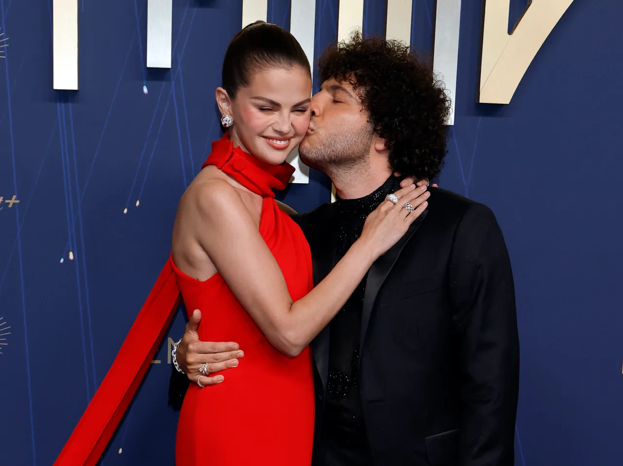 LOS ANGELES, CALIFORNIA - SEPTEMBER 14: (L-R) Selena Gomez and Benny Blanco attend the 77th Primetime Emmy Awards at Peacock Theater on September 14, 2025 in Los Angeles, California. (Photo by Frazer Harrison/Getty Images)
