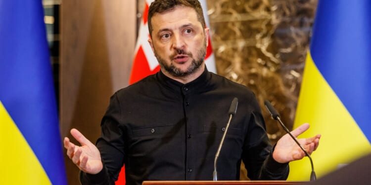 Several Zelensky Associates Resign from Energy Sector [WATCH]