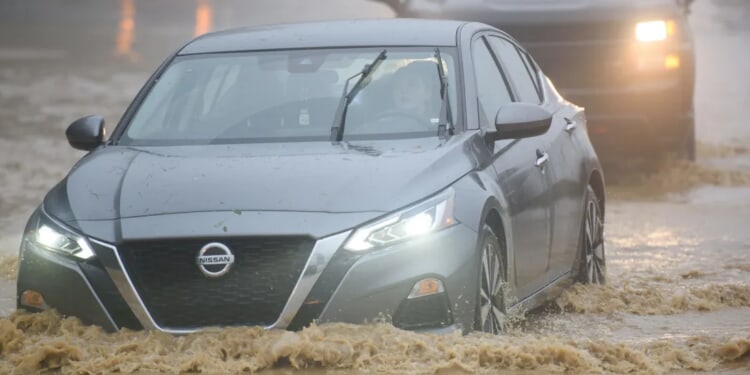 Southeast Could Get Blasted With Coastal Storm To Bring Heavy Rain, Flooding