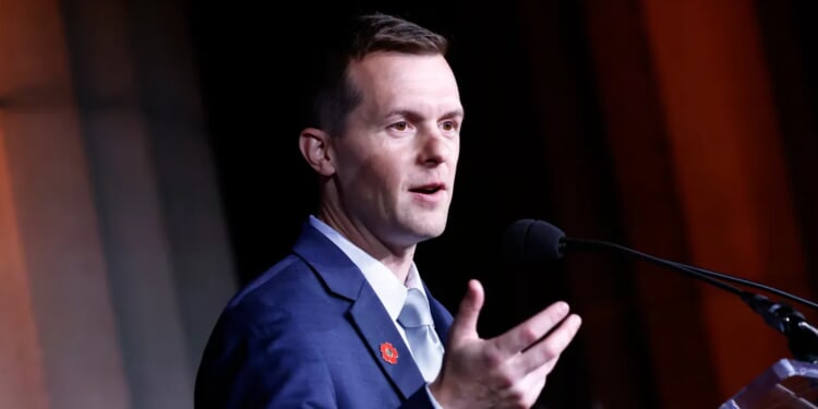 Top GOP Target Won’t Run For Reelection After Facing Leftist Challenger