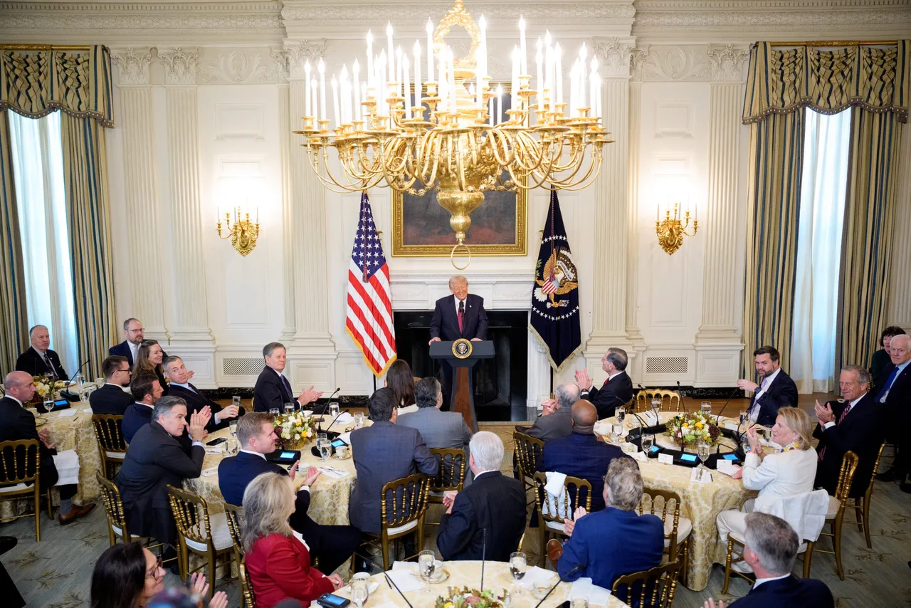 U.S. President Donald Trump speaks with Senate Republicans at a breakfast in the State Dining Room of the White House on November 5, 2025 in Washington, DC. Trump is speaking with Republican senators as the U.S. government shutdown has reached day 36. (Photo by Andrew Harnik/Getty Images)