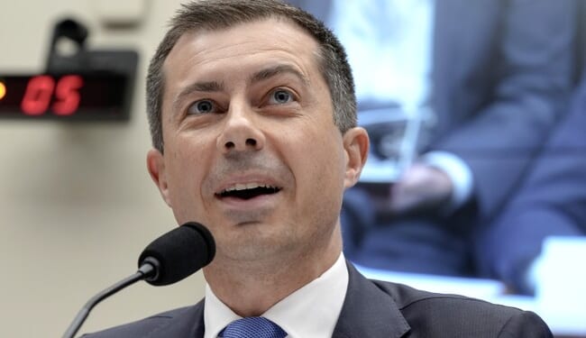 Transportation Sec. Sean Duffy Tells Pete Buttigieg He Spends His Whole Day Cleaning Up His Messes – Twitchy