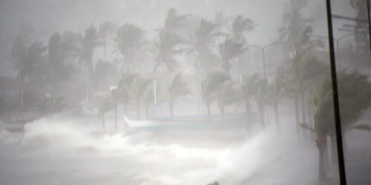 Typhoon Kalmaegi Creates ‘Hell On Earth’ Scenes Including Several Vehicles Getting Dragged By Ruthless Flooding