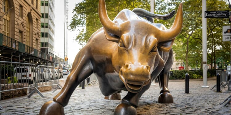 Wall Street Heading Out of New York City as Democratic Socialist Mamdani Wins Election [WATCH]