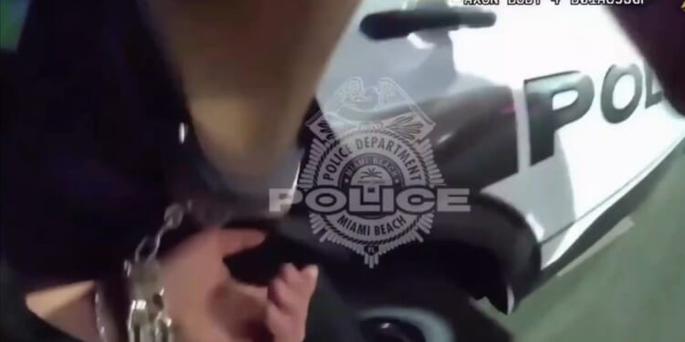 YouTube Star Challenges Cops to a Duel, It Doesn't End Well for Him [WATCH]