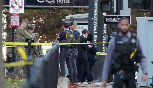 ‘She’s looking down at us right now.’ Trump Announces That Guardsmen Sarah Beckstrom Has Died (WATCH) – Twitchy