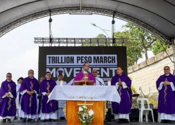 Thousands protest corruption in Philippines — bishops lead nationwide rallies demanding accountability