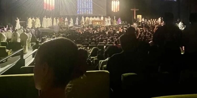 Pope Leo XIV sends surprise video message to Australian Catholic youth festival