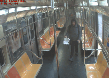 18-year-old accused of lighting fire in Manhattan subway car, injuring homeless man