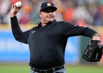 Trump pushes Hall of Fame to induct star pitcher Roger Clemens