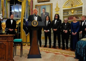 Trump praises Kennedy Center honorees at State Department dinner: 'They are treasures'