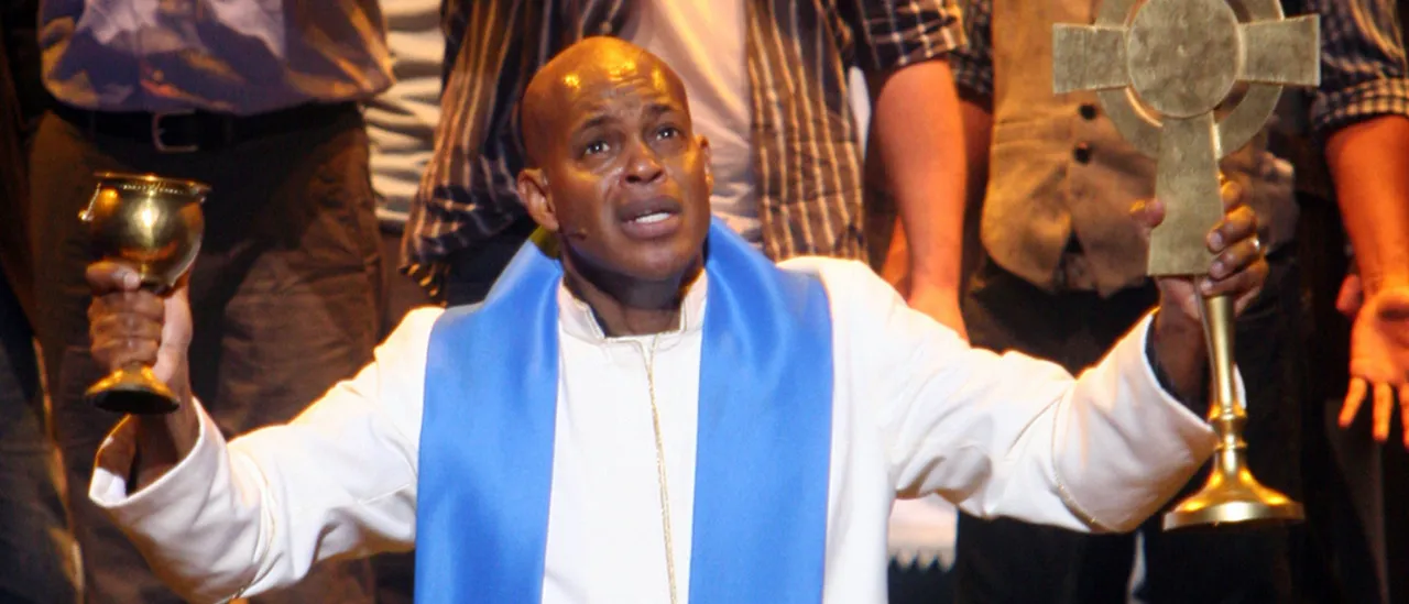 REPORT: Police Find Grammy-Nominated Singer Jubilant Sykes Allegedly Stabbed To Death, Arrest Son In Home