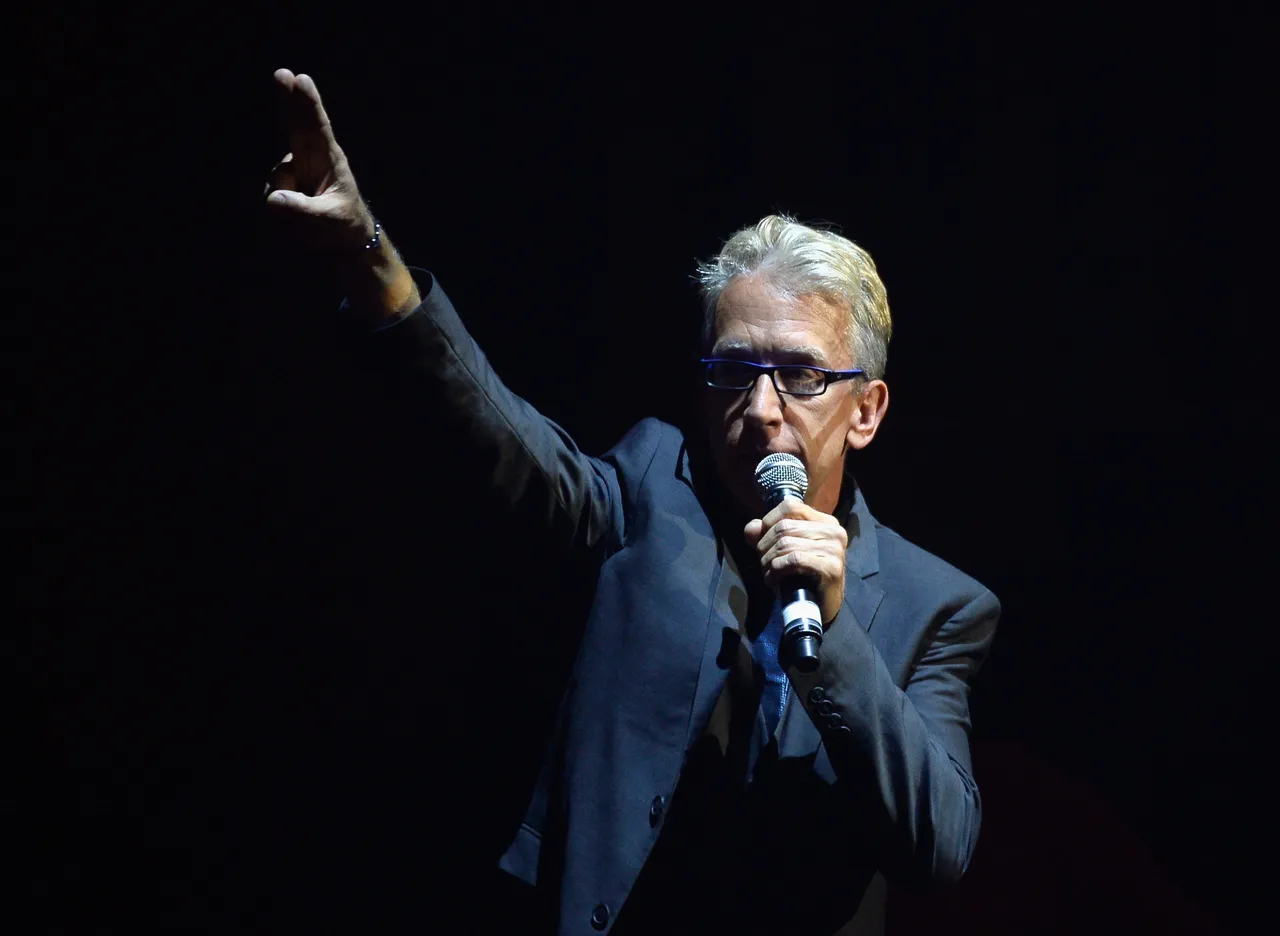 HOLLYWOOD, CA - MAY 21: Comedian Andy Dick performs onstage at the 4th Annual Light Up The Blues at the Pantages Theatre on May 21, 2016 in Hollywood, California. (Photo by Kevork Djansezian/Getty Images for Autism Speaks)