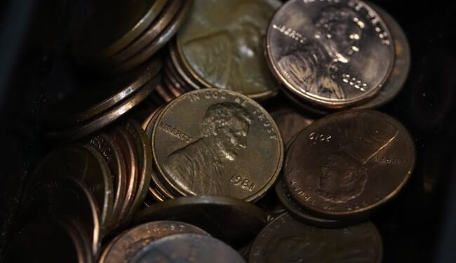 Elizabeth Warren Rants About Trump's Action on (Checks Notes) Pennies – Twitchy