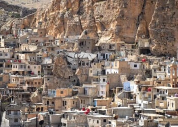 Syrian Christians face ‘insecurity’ 1 year after political change