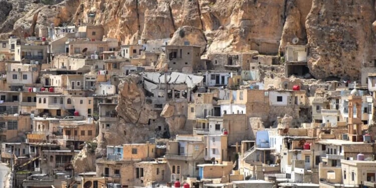 Syrian Christians face ‘insecurity’ 1 year after political change