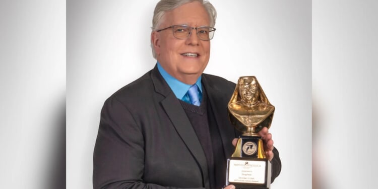Doug Keck honored with 2025 Mother Angelica Award