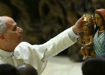 Some Protestant scholars welcome Vatican document clarifying Marian titles