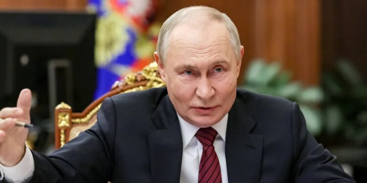 Russia Now Open To Ukraine Joining EU, Officials Briefed On Peace Deal Say