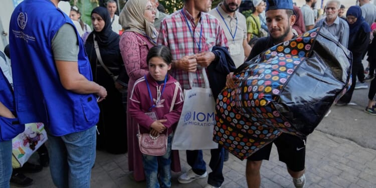 UN official: Lifting U.S. sanctions on Syria could encourage refugee returns