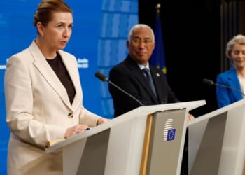 Ukraine to receive 90 billion-euro interest-free loan, plan to use Russian assets unravels