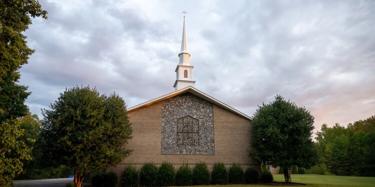 ‘Everybody’s had it’: Backlash to Charlotte, North Carolina, bishop’s ban of altar rails, kneelers