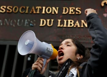 Lebanese Cabinet approves a draft law to return funds wiped out with the 2019 collapse of banks