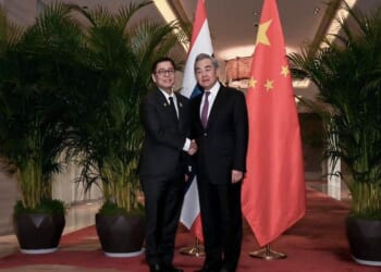 Cambodian, Thai top diplomats meet in China to solidify ceasefire