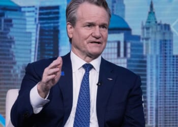 Bank of America CEO Brian Moynihan sees economic strength despite slump in consumer confidence