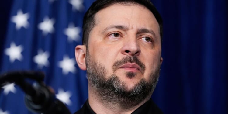 Russia, Ukraine spar over alleged attack on Putin's presidential residence