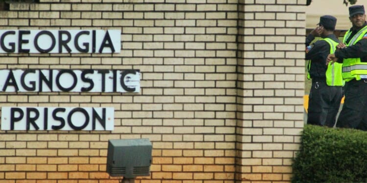 Judge halts a Georgia execution over inmate's concerns about the clemency process