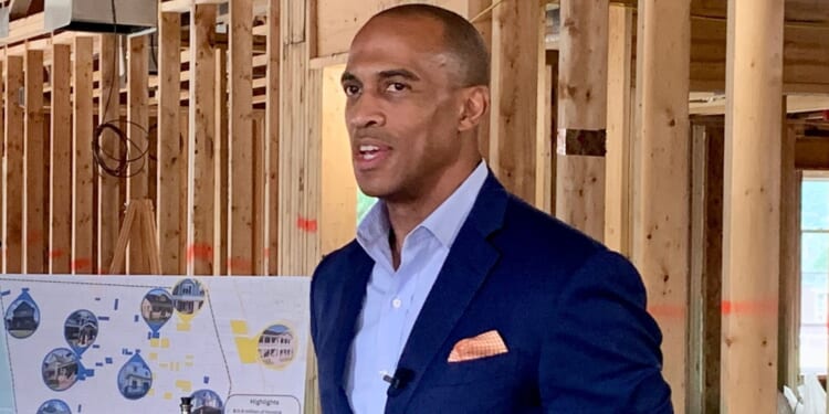 59% of Illegal Alien Families On Welfare Programs, Costing $42 Billion: Scott Turner [WATCH]