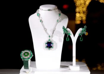 Alleged Thief Swallows Jewel Straight Out Of ‘Bond’ Film, Leaves Cops With Disgusting Task