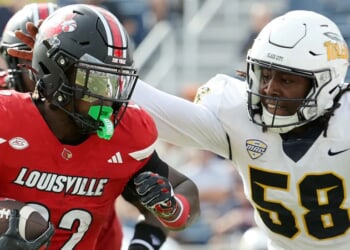 Brawl Breaks Out At End Of Bush’s Boca Raton Bowl Of Beans To Deliver True Christmas Spirit