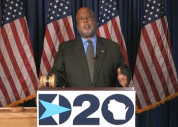 CNN Host Saves Dem Thompson From His National Guard ‘Unfortunate Accident’ Debacle – Twitchy