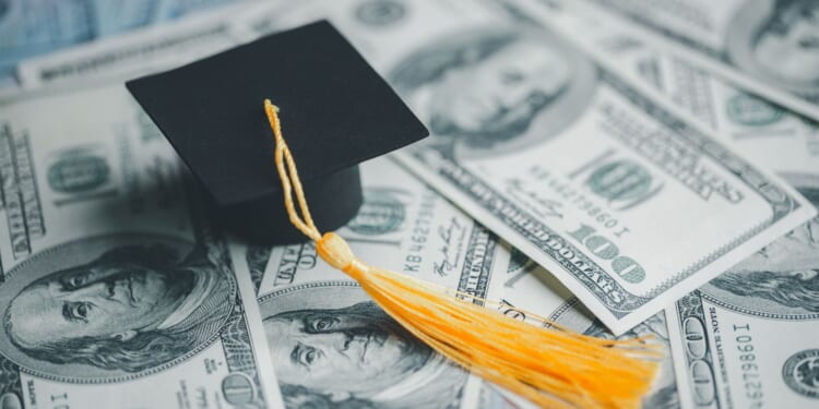 California Democrats Are Giving Tuition Discounts to Illegal Aliens Over American Citizens [WATCH]