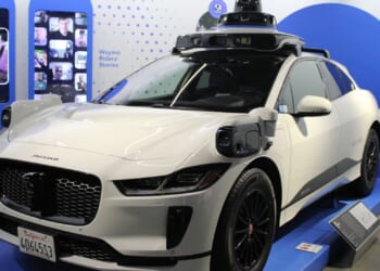 Confused Robo Taxis Cause Mayhem as San Francisco Plunges into Darkness [WATCH]