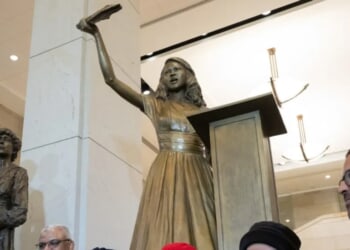 Congress Finally Reveals Replacement For Robert E. Lee Statue — And Everyone Is Confused