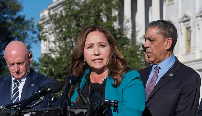 Dem Adelita Grijalva Whines That ICE Agents Don't Care Who She Is – Twitchy