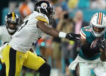 Dolphins Come Up With Absolutely Brilliant Idea To Get Ready For Freezing ‘MNF’ Game Against Steelers